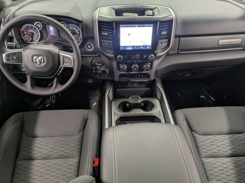 Used 2025 RAM 1500 Big Horn AWD/4WD image 24