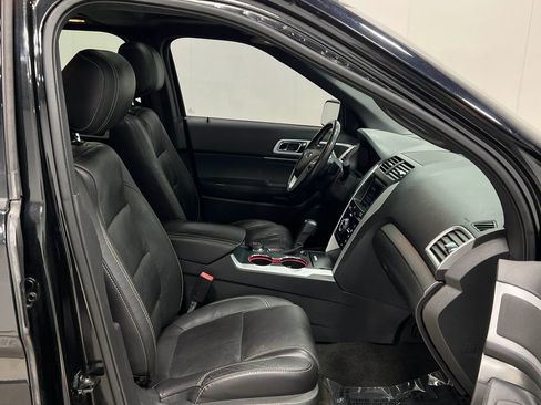 Used 2015 Ford Explorer Sport w/ Equipment Group 401A image 34