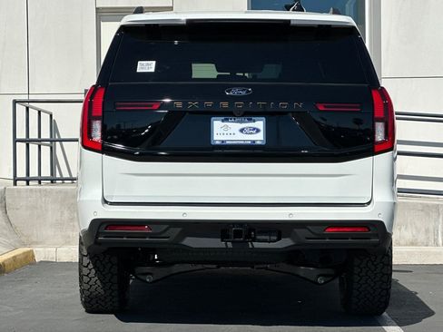 New 2026 Ford Expedition Tremor image 4