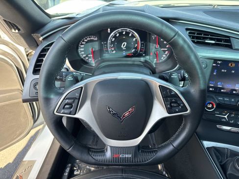 Used 2019 Chevrolet Corvette Z06 image 10