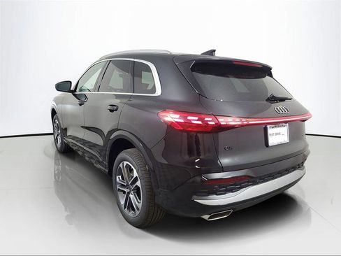 New 2026 Audi Q5 Premium Plus image 4