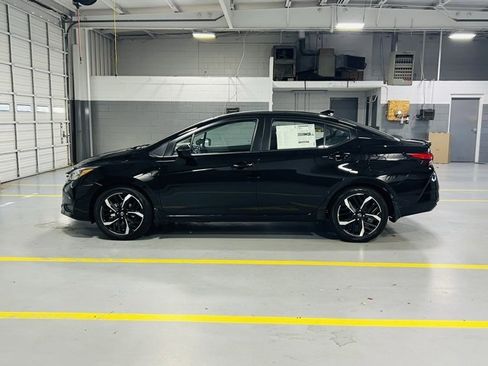 New 2025 Nissan Versa SR w/ Trunk Package image 14