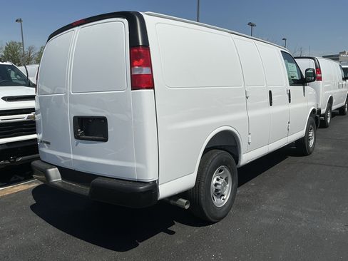 New 2026 Chevrolet Express 2500 w/ Driver Convenience Package RWD image 7