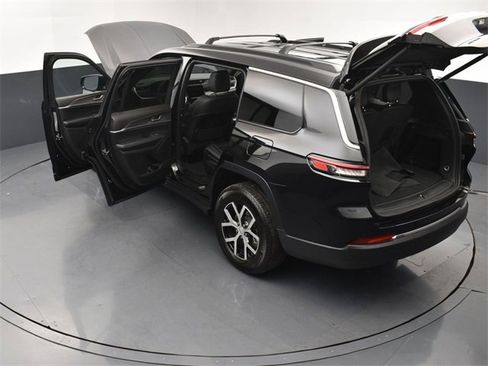 Used 2025 Jeep Grand Cherokee L Limited w/ Trailer Tow Package image 28