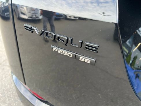 Used 2020 Land Rover Range Rover Evoque SE image 9