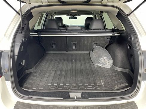 Used 2015 Subaru Outback 2.5i Limited AWD/4WD image 13