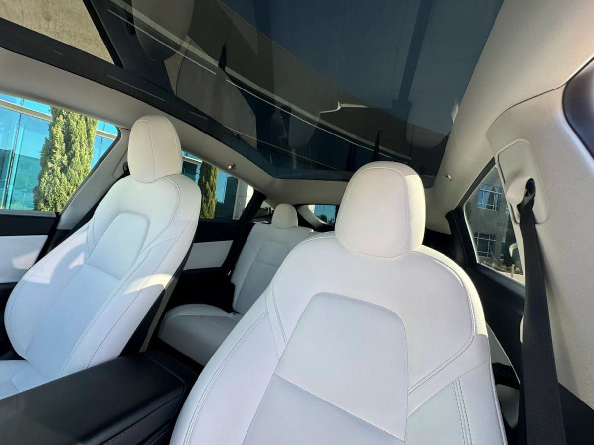 Used 2023 Tesla Model Y Performance AWD/4WD image 24