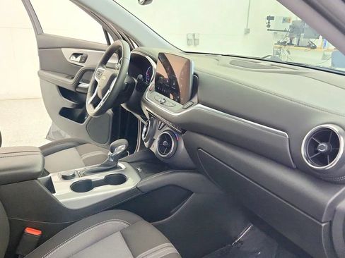 Used 2023 Chevrolet Blazer LT w/ Convenience Package FWD image 29