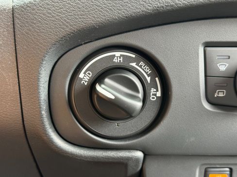 Used 2024 Nissan Frontier PRO-4X w/ Pro Convenience Package AWD/4WD image 29