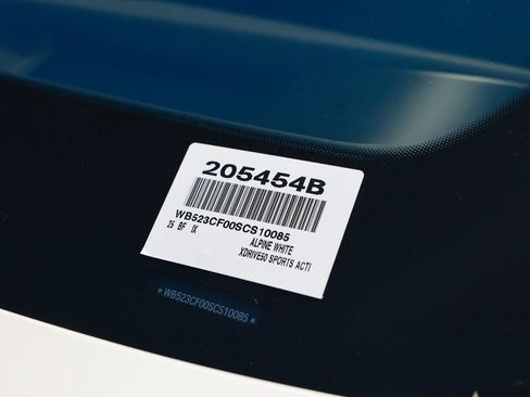 Used 2025 BMW iX xDrive50 AWD/4WD image 44