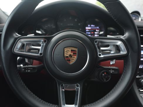 Used 2018 Porsche 911 Carrera GTS RWD image 16