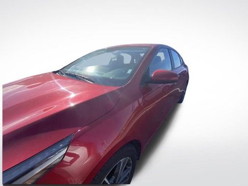 Used 2023 Kia Forte LXS image 2