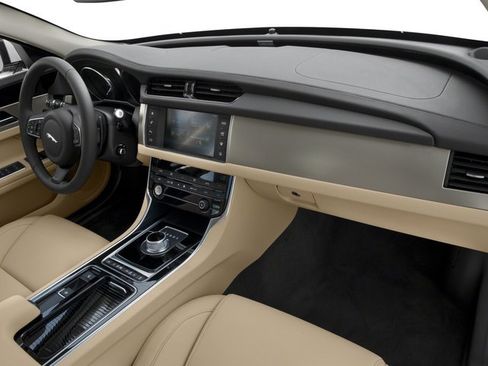 Used 2018 Jaguar XF Portfolio AWD/4WD image 16