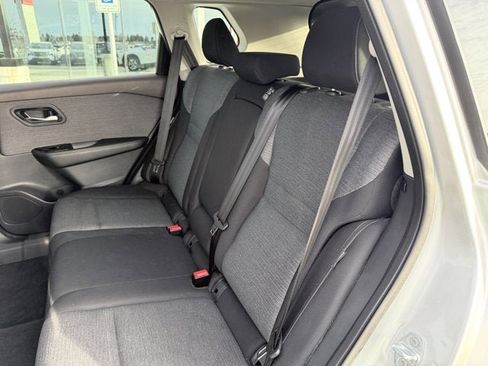 Certified 2022 Nissan Rogue SV image 19