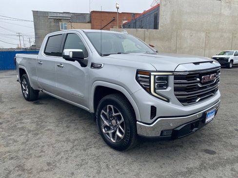 Used 2022 GMC Sierra 1500 SLT w/ SLT Premium Plus Package image 10