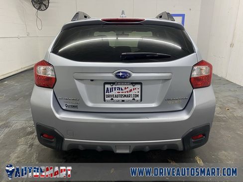 Used 2017 Subaru Crosstrek 2.0i Limited image 4