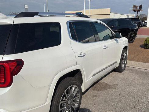 Used 2021 GMC Acadia Denali w/ LPO, Floor Liner Package image 8