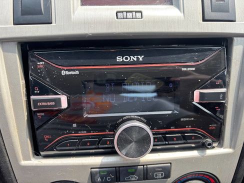 Used 2006 Hyundai Tiburon SE image 19