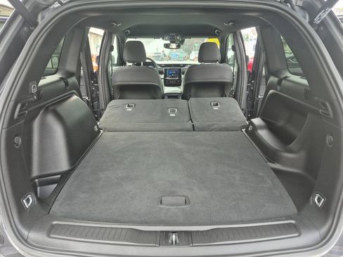 Used 2024 Jeep Grand Cherokee Laredo w/ Luxury Tech Group I AWD/4WD image 11