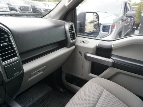 Used 2018 Ford F150 XLT w/ Trailer Tow Package AWD/4WD image 17
