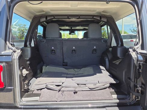 Used 2024 Jeep Wrangler Unlimited Sport AWD/4WD image 15