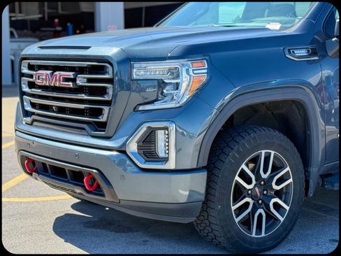 Used 2020 GMC Sierra 1500 AT4 w/ AT4 Premium Package image 9