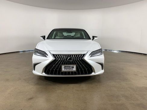 Used 2025 Lexus ES 350 Ultra Luxury w/ Accessory Package (Z2) image 3