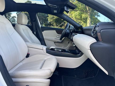 Used 2019 Mercedes-Benz A 220 image 23
