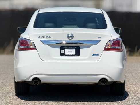 Used 2014 Nissan Altima 2.5 S image 4