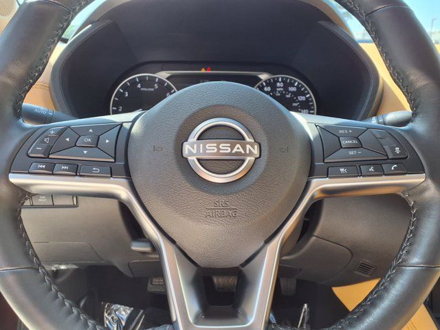 Used 2025 Nissan Sentra SV w/ SV Premium Package FWD image 10