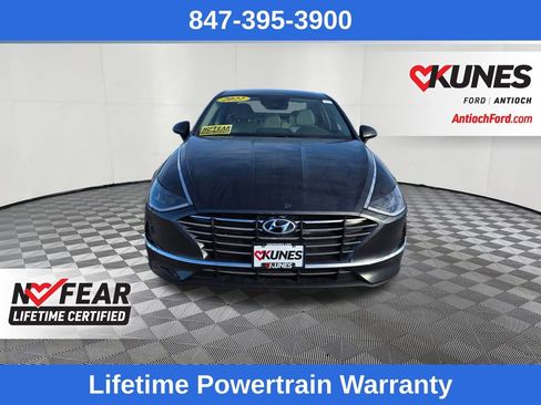 Used 2022 Hyundai Sonata SE w/ Preferred Accessory Package image 2