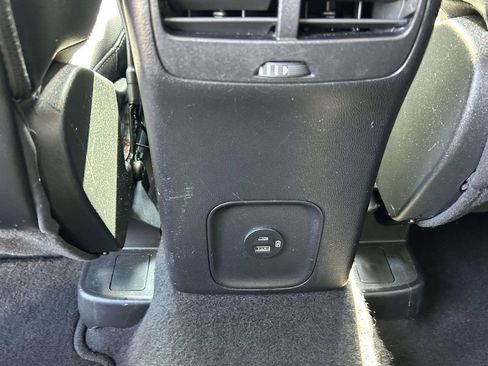 Used 2021 Ford Escape SEL FWD image 15