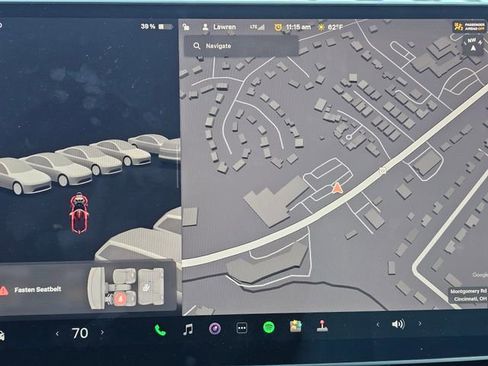 Used 2024 Tesla Model Y Performance image 35