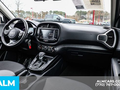 Used 2025 Kia Soul LX w/ LX Technology Package image 31