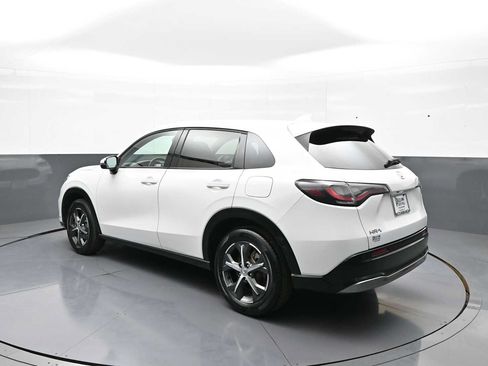 Used 2023 Honda HR-V EX-L image 7