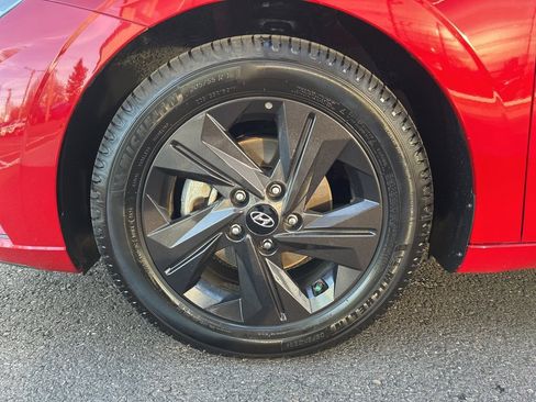 Certified 2021 Hyundai Elantra SEL w/ Convenience Package image 25