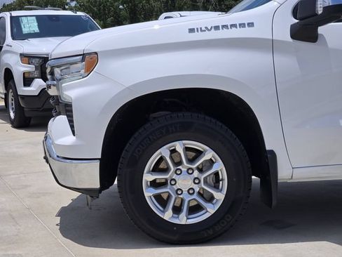 Used 2025 Chevrolet Silverado 1500 LT w/ Safety Package AWD/4WD image 10