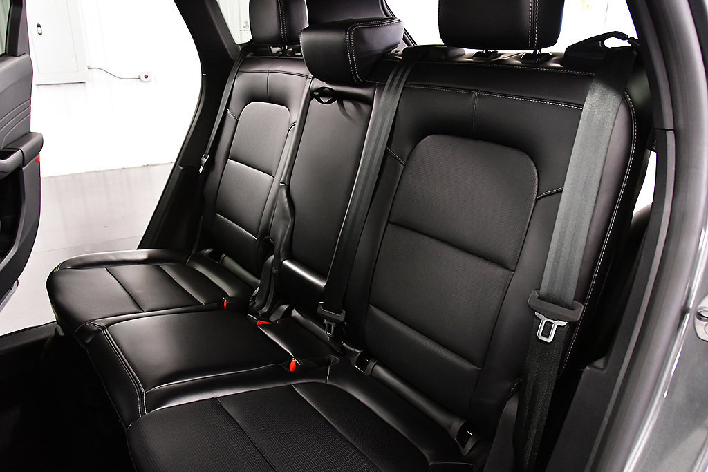 Used 2024 Ford Escape Platinum AWD/4WD image 31