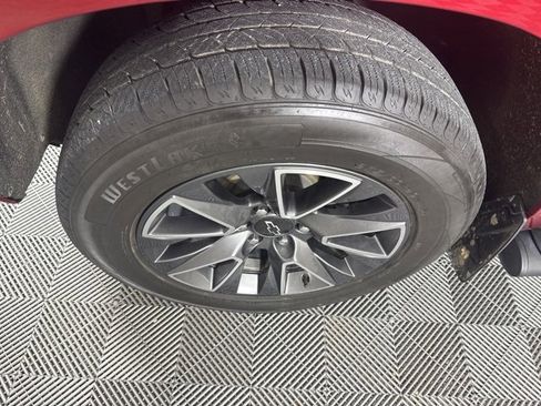 Used 2022 Chevrolet Tahoe Z71 w/ Luxury Package image 8