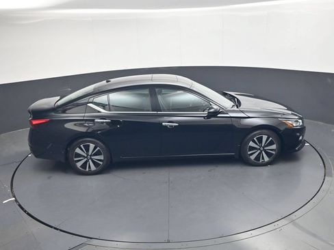 Used 2022 Nissan Altima 2.5 SL FWD image 24