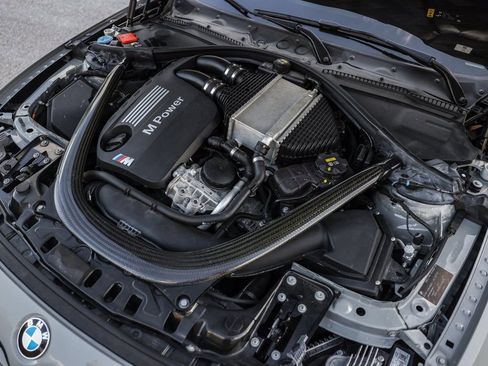 Used 2019 BMW M4 CS w/ Executive Package RWD image 27