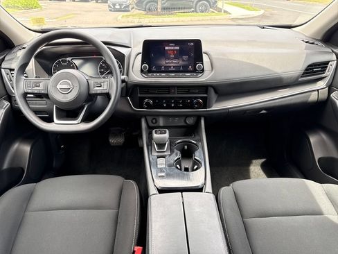 Certified 2024 Nissan Rogue S FWD image 11