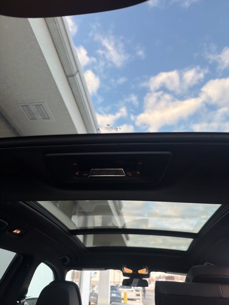 New 2026 BMW X7 M60i AWD/4WD image 22