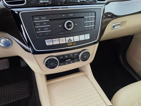 Used 2017 Mercedes-Benz GLE 350 4MATIC image 24