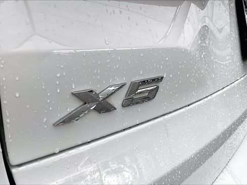 Used 2024 BMW X5 sDrive40i w/ M Sport Package RWD image 31