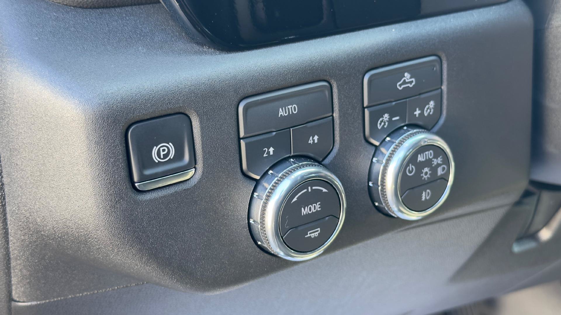 Used 2026 GMC Sierra 1500 Elevation AWD/4WD image 17