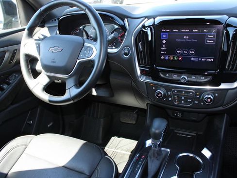 Used 2023 Chevrolet Traverse Premier w/ Redline Edition AWD/4WD image 12