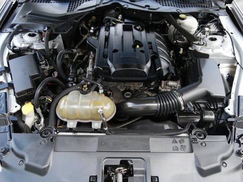 Used 2019 Ford Mustang Premium RWD image 36