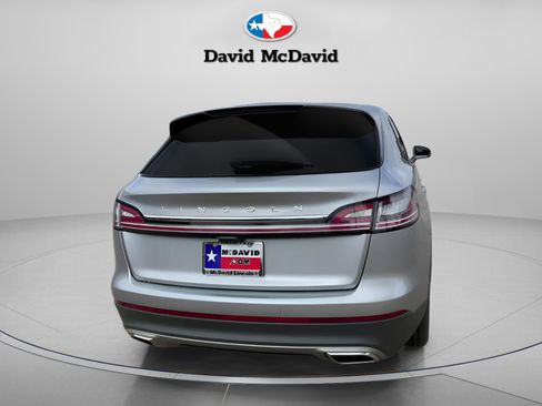 Used 2021 Lincoln Nautilus AWD w/ Equipment Group 101A image 7