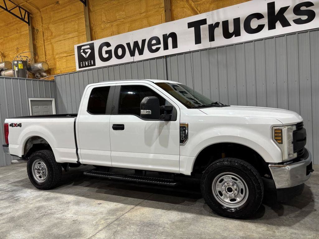 Used 2018 Ford F250 XL w/ Power Equipment Group AWD/4WD image 3